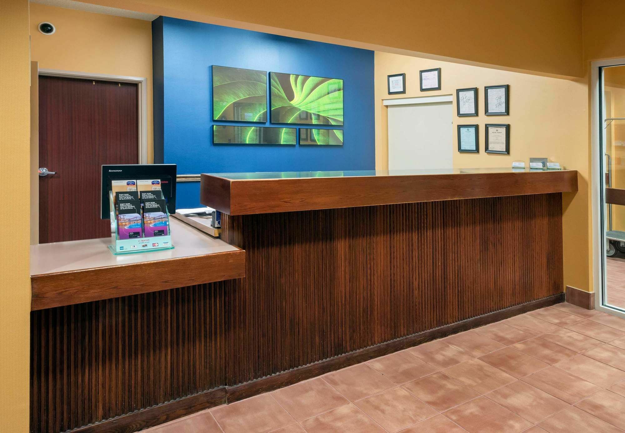 Fairfield Inn Таскалуса Екстер'єр фото